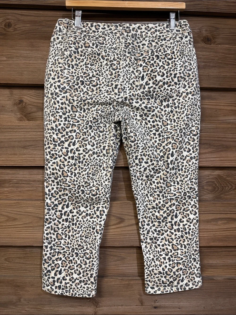 Leopard Print Capris - Picture 3 of 5